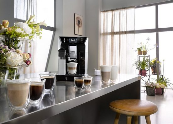 DE'LONGHI Kaffeevollautomat PrimaDonna Class ECAM550.65.SB - Perfekter Milchschaum + Gratis Kaffee 5 Kaffeestärken, Mein Kaffee" Funktion, 3,5'' Farbdisplay